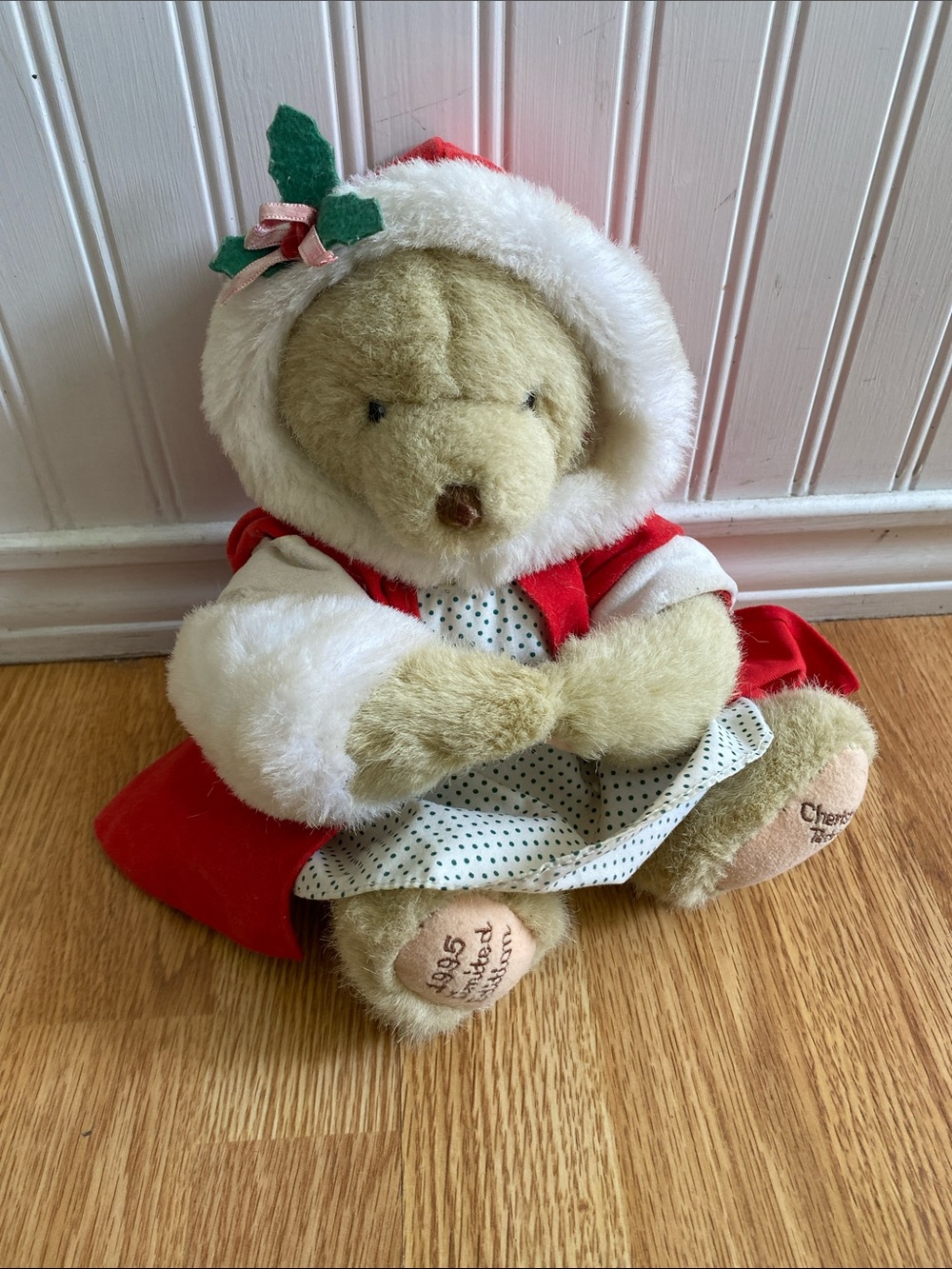 Vintage 1995 Limited Edition Holiday Cherished Teddy Dakin Alice